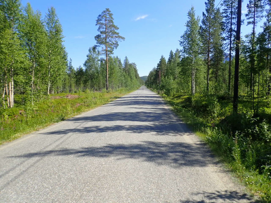 On the Way to Alappmoen only 114 Meters to the Point / Auf der Straße nach Alappmoen noch 114 Meter zum Punkt