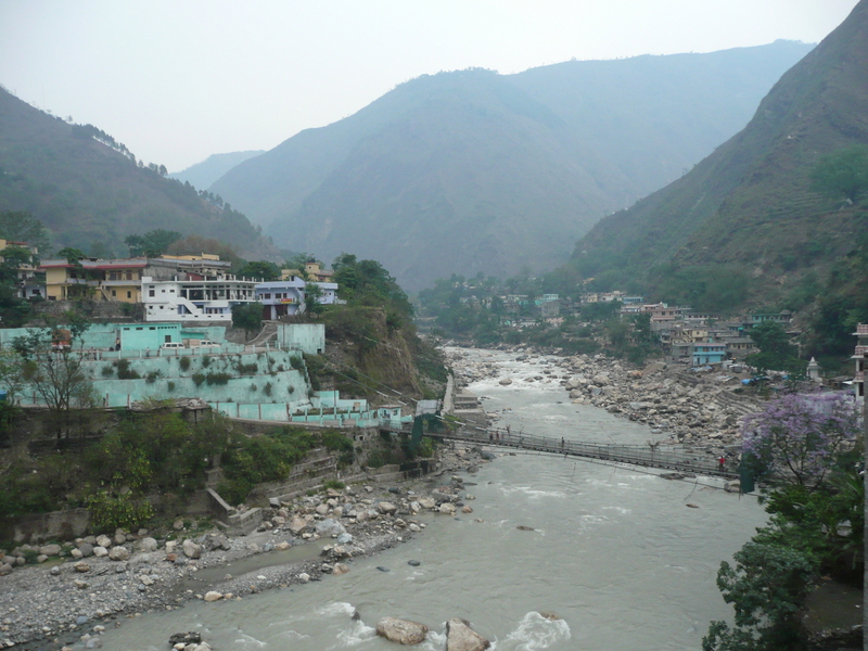 The town of Darchula on the Mahakali River.  India is on the left, Nepal on the right.