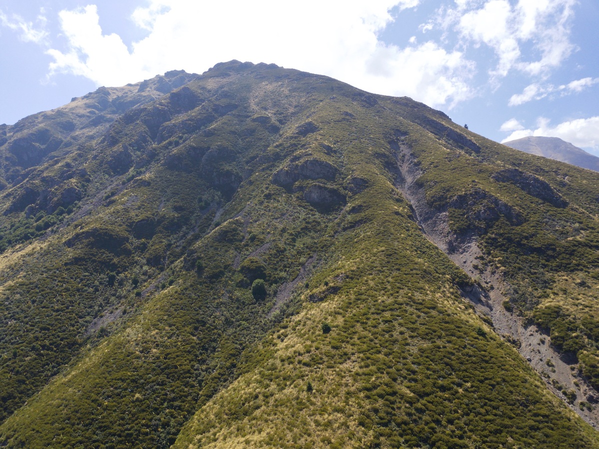 View North (of Devil’s Peak, 1587 m), from 120 m above the point