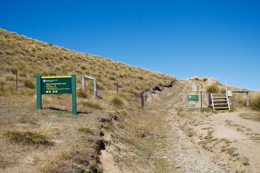 Where I started my hike - from a lookout point on the Crown Range Road, several km west of the point