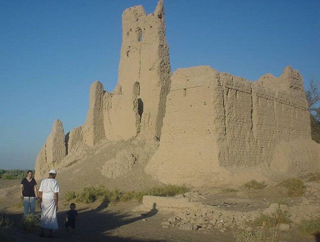 The old Omani castle. It is built of mud only.