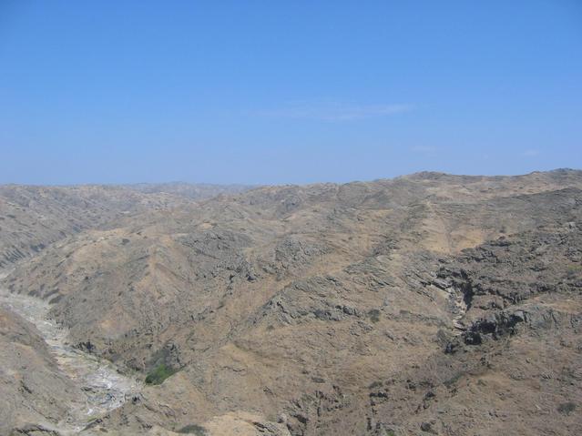 Look back to the south with the river bed below