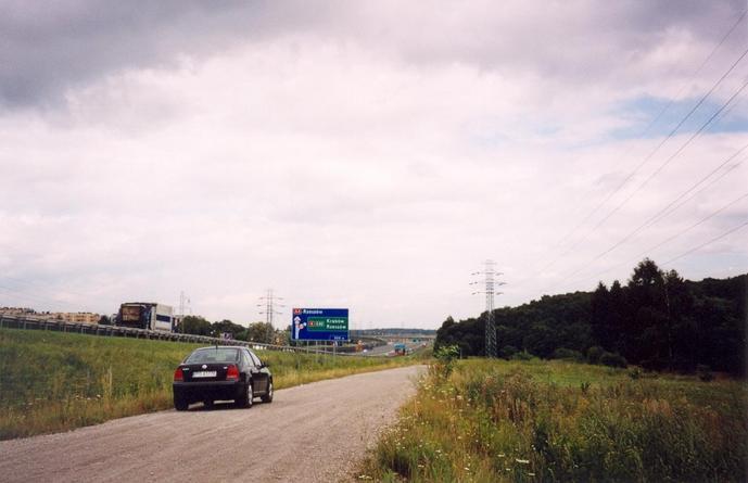 Nearby highway (ca. 120 m away from the confluence)