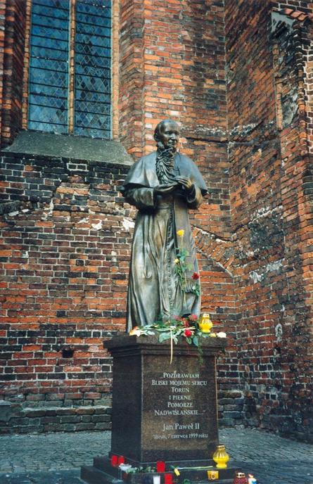 Pope John Paul II monument in front of Saint Johns' Cathedral