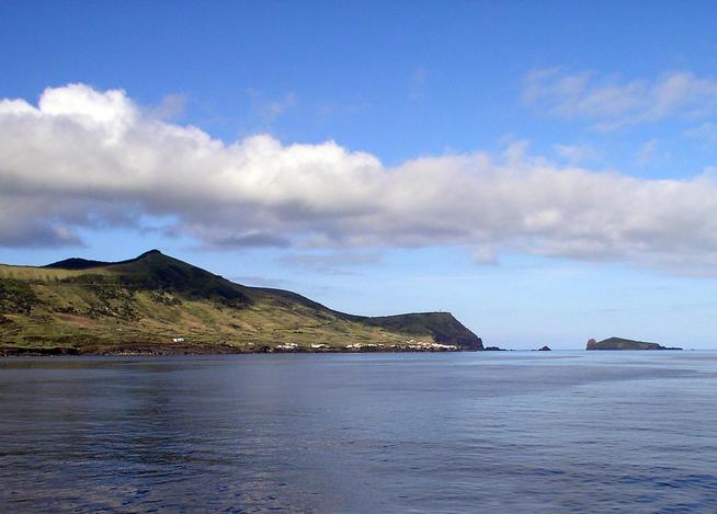 Ilha Graciosa (View to NE)