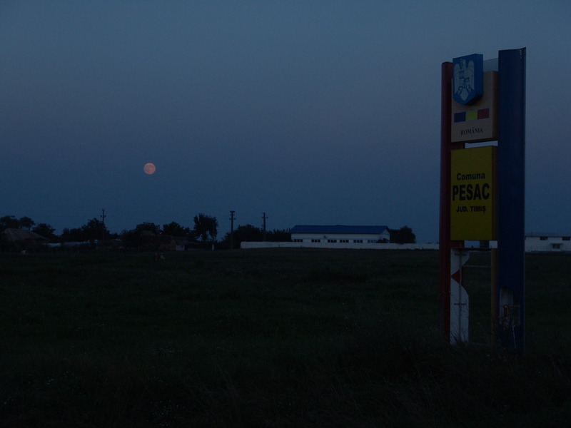 Full Moon in Pesac