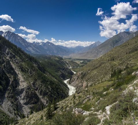 #1: Вид в сторону пересечения / View towards the Confluence