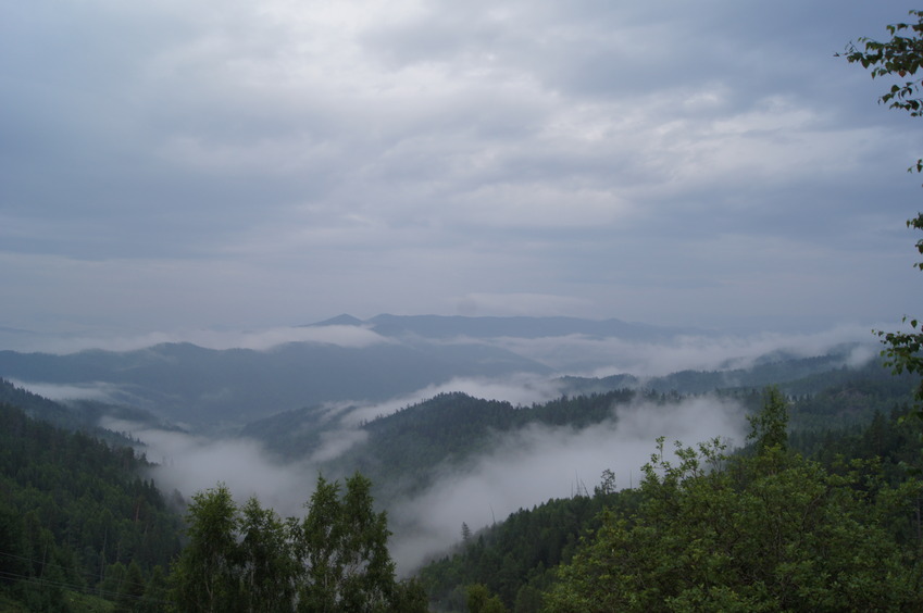 Утро на одном из перевалов/A morning on a mountain pass