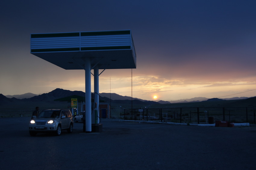 На АЗС в Ак-Довураке/Petrol station in Ak Dovurak