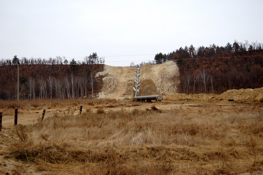 Нефтепровод идет на Восток/Oil-pipeline goes to the East