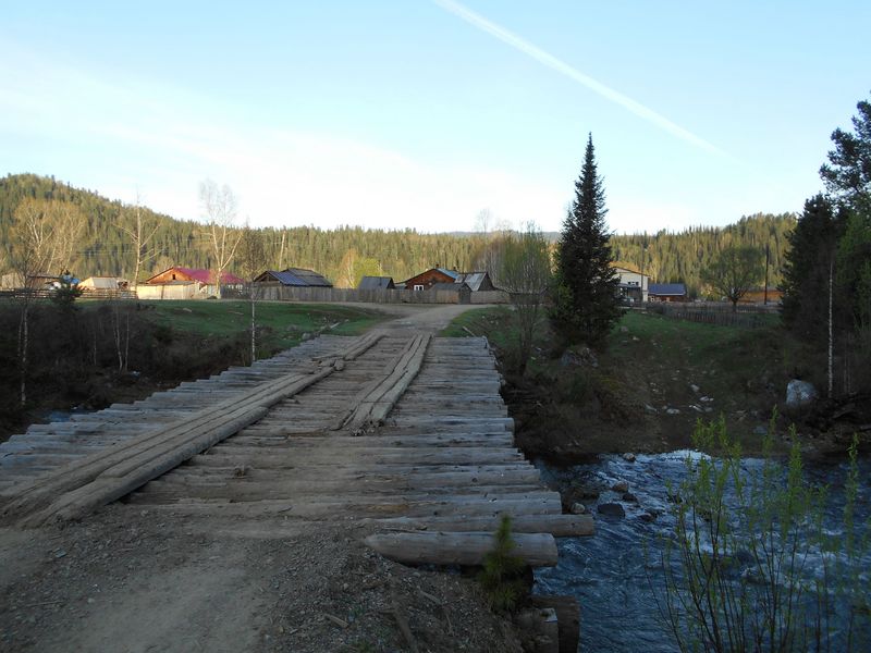 Дорога от Бийки в сторону пересечения/The road from Biyka towards the confluence