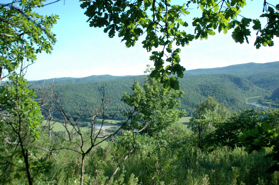 General view from the confluence (South-west sector)