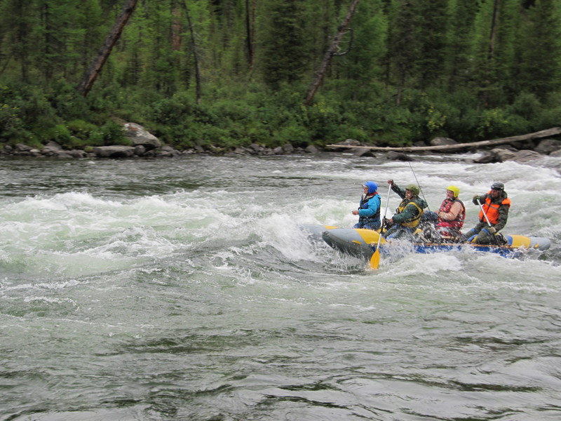 Rafting on Kizhi-Khem river