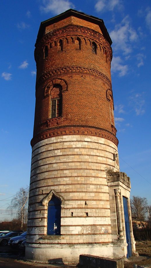 The water tower in Zhilyovo / Водонапорная башня в Жилево