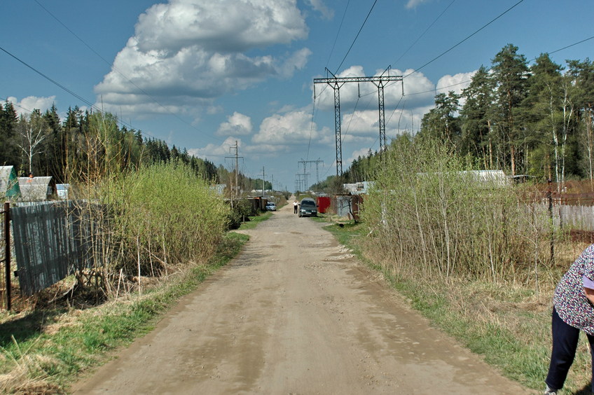 Дачи под ЛЭП/Under power line