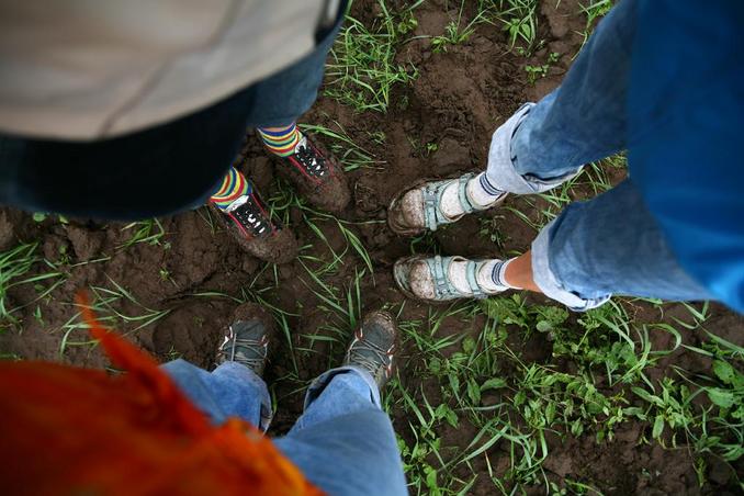 Our legs after the walk -- наши ноги после похода