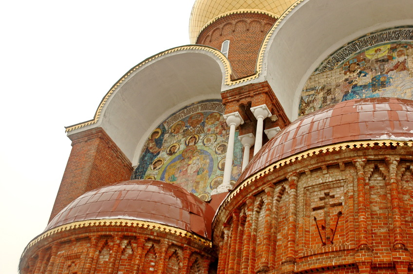 Mosaic on church / Мозаика на церкви