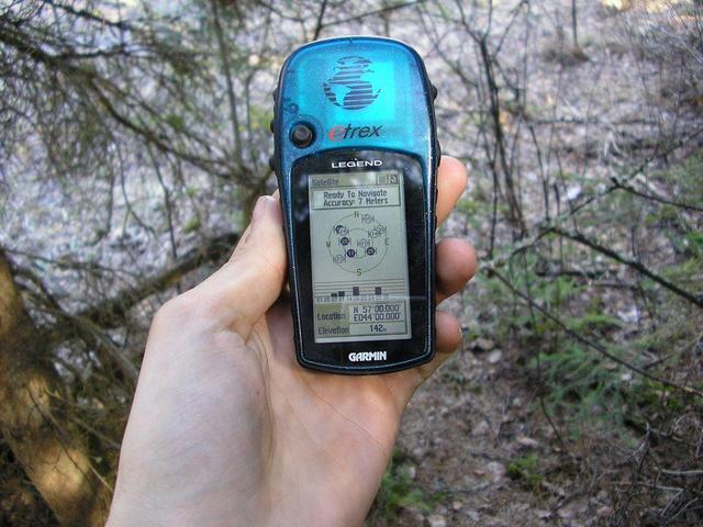 GPS приемник в точке пересечения / GPS-receiver on confluence