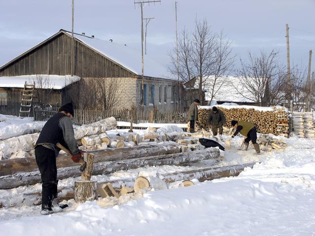 Деревня Кресты и ее обитатели -- Village Kresty and its inhabitants