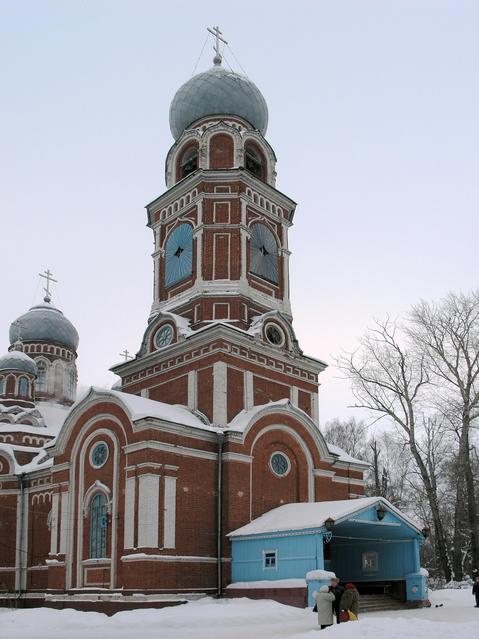 Церковь в городе Осе -- Church in the town of Osa