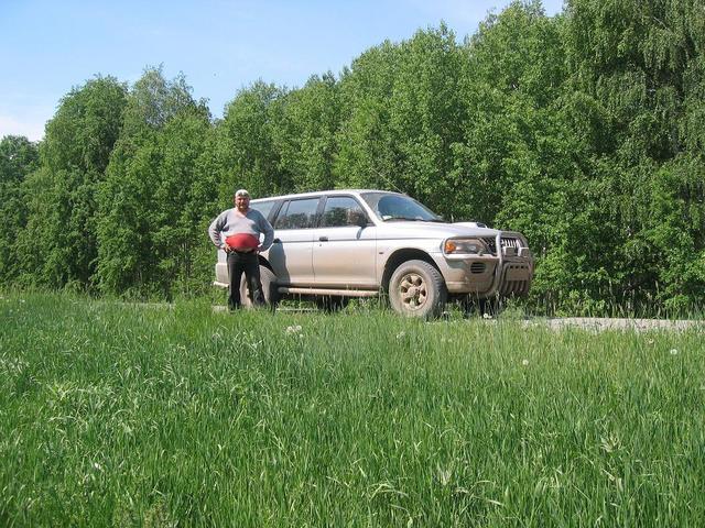 Хантер Бессонов и его авто... -- The hunter Bessonov and his auto...