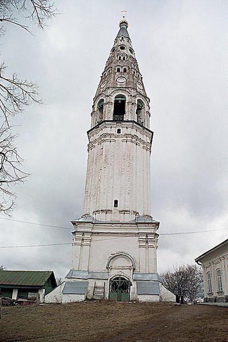 Колокольня Преображенского собора в Судиславле -- Belltower of the Preobrazhenskiy cathedral in Sudislavl’