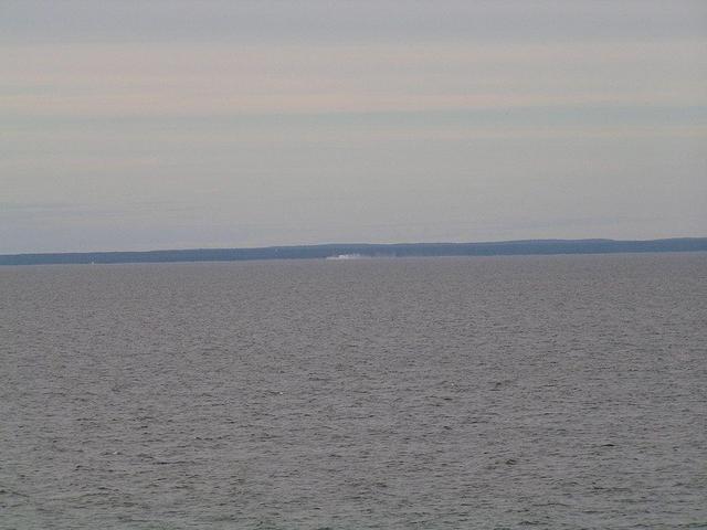 view to North: the white cliffs of Cape Stirsudden