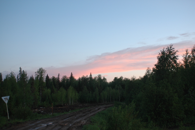 Dirt road, 450 m to the CP