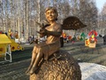 #10: Angel in the city park of Khanty-Mansiysk / Ангел в городском парке