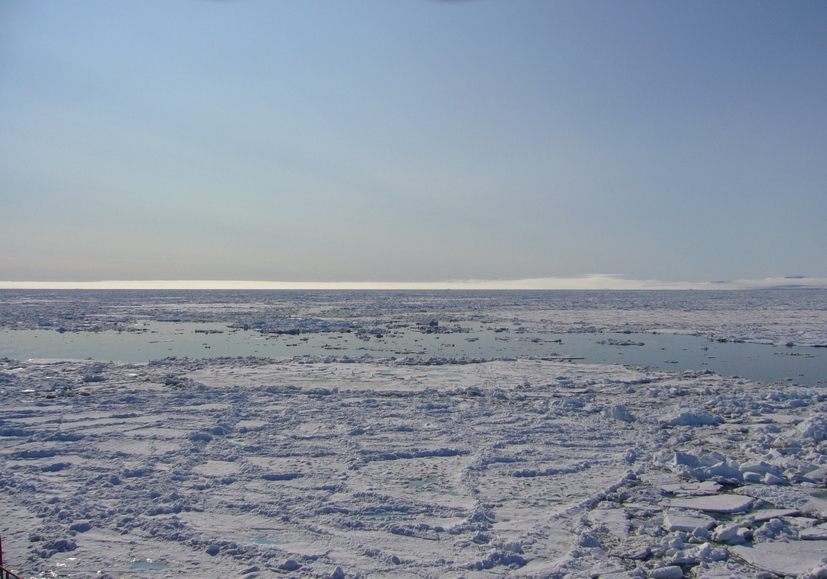 West: Mak-Klintoka (McClintock) Island to the very right