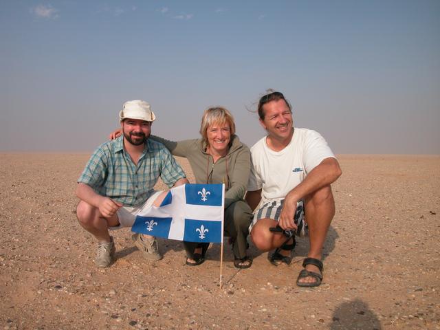 Guy, Lise and Marc on the Confluence, proud of their Québec flag!