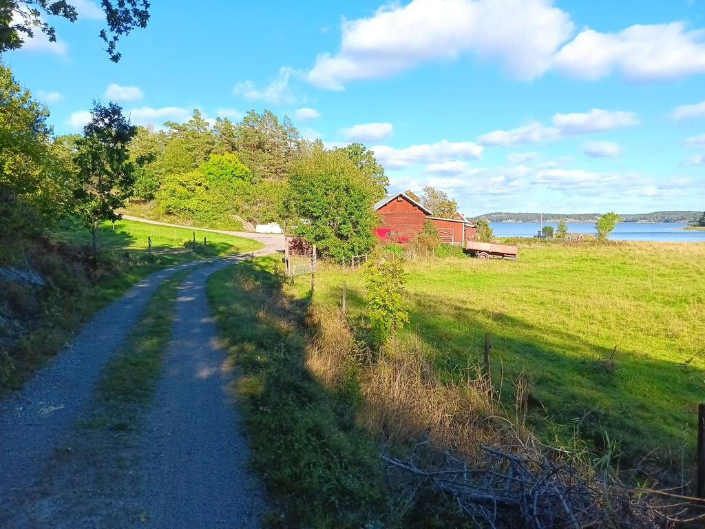 farmhouse on way back