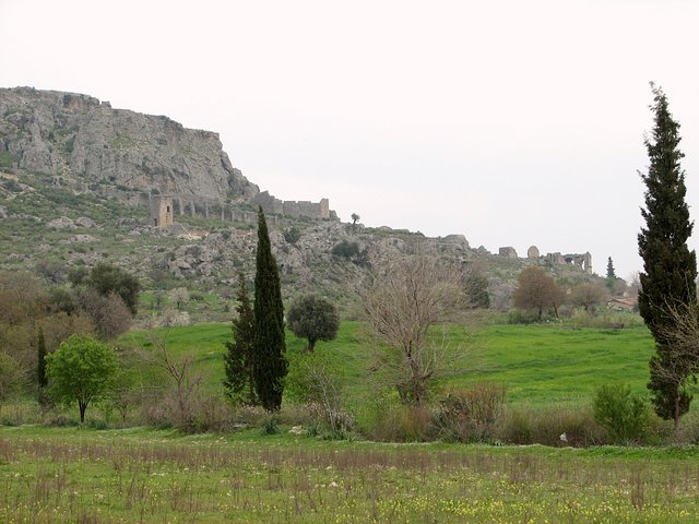 The antique site of Silyon on the side of the mountain which is opposite to the Confluence