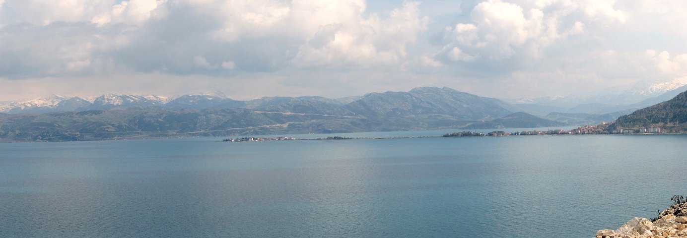 The fascinating view upon the southern part of Eğirdir Gölü