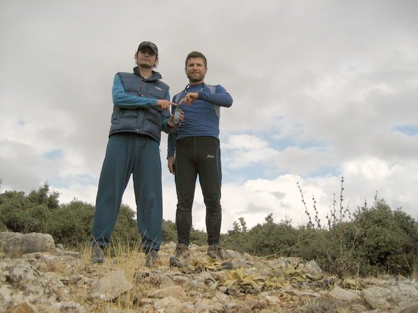 Team on the confluence point