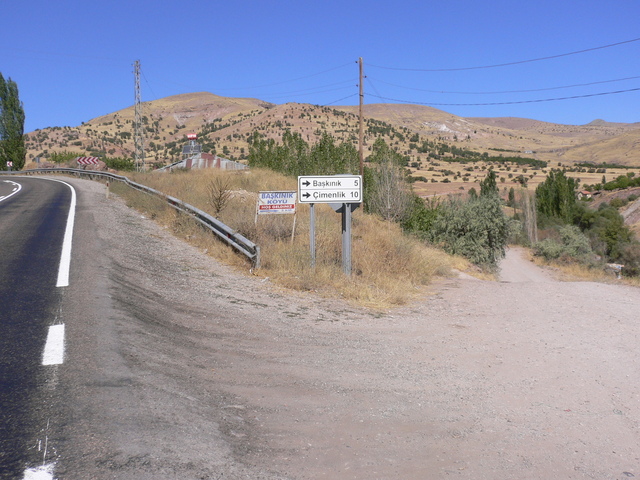 This is the junction leading to Çimenlik