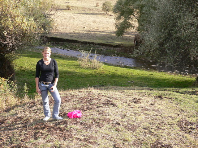 Area of the confluence 39N 40E - the pink bag of Johanna is marking exactly the Confluence