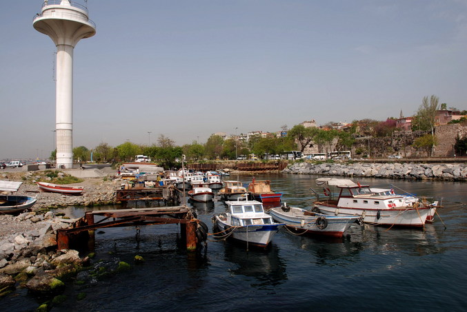 The little fishing harbor where we started the boat trip