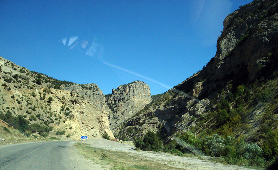 Road up the mountains