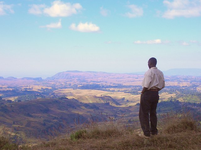 Dixon looking out north towards the escarpment and the Usangu plains, ~2,000 meters below! About 10 km due west from the CP.