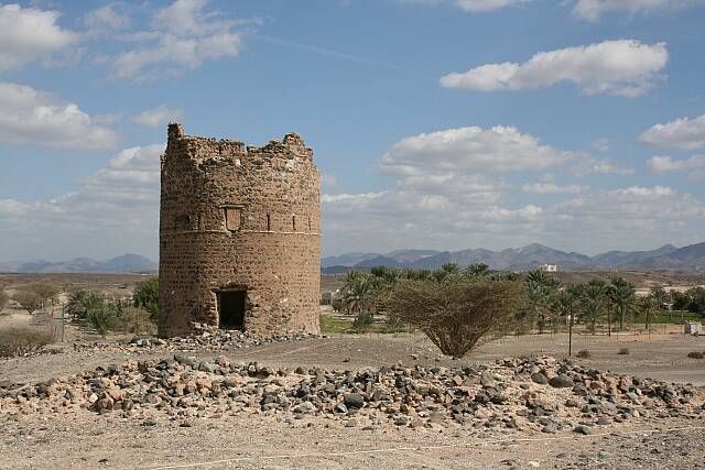 Fort close to the confluence site