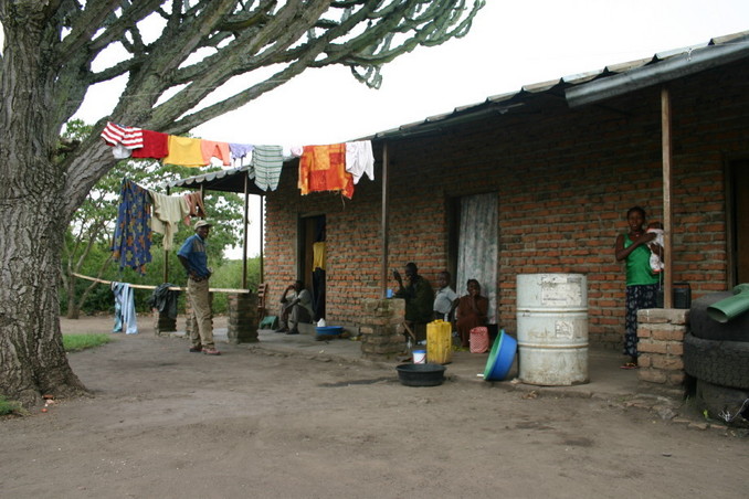 The QENP ranger station, complete with ranger (central, in khakis) and family