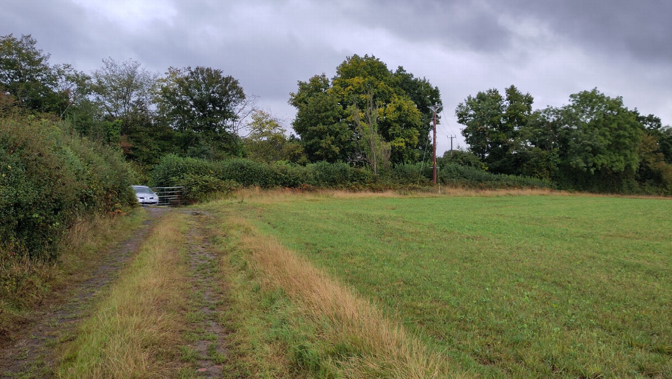 parking at the gate