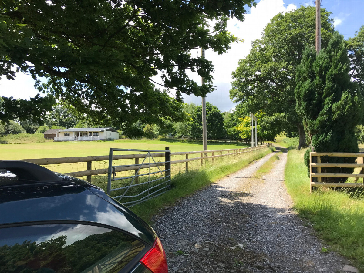 place for the car at the cricket green