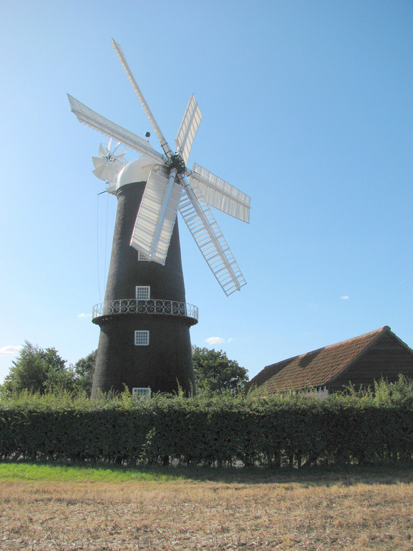 Sibsey Traders Mill - the sails can be seen to the North from the confluence.