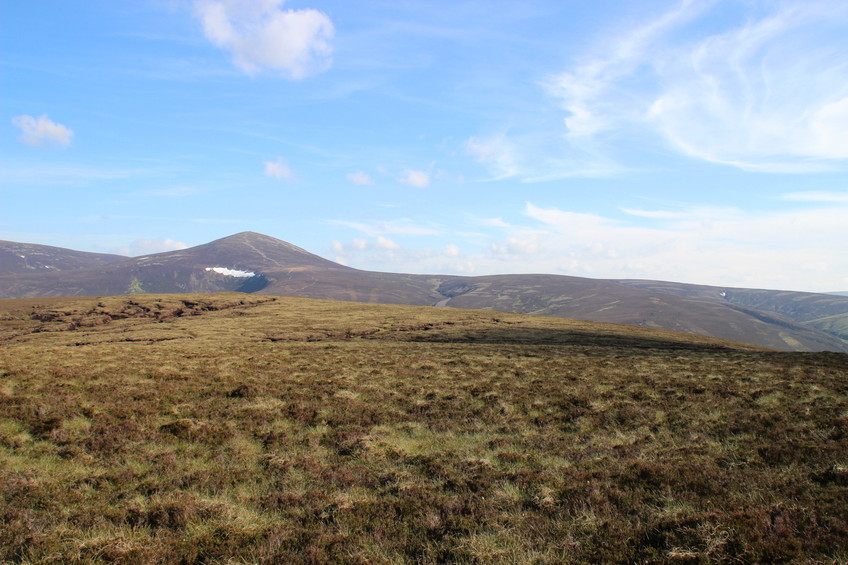 South from CP 57N 3W to Mount Keen