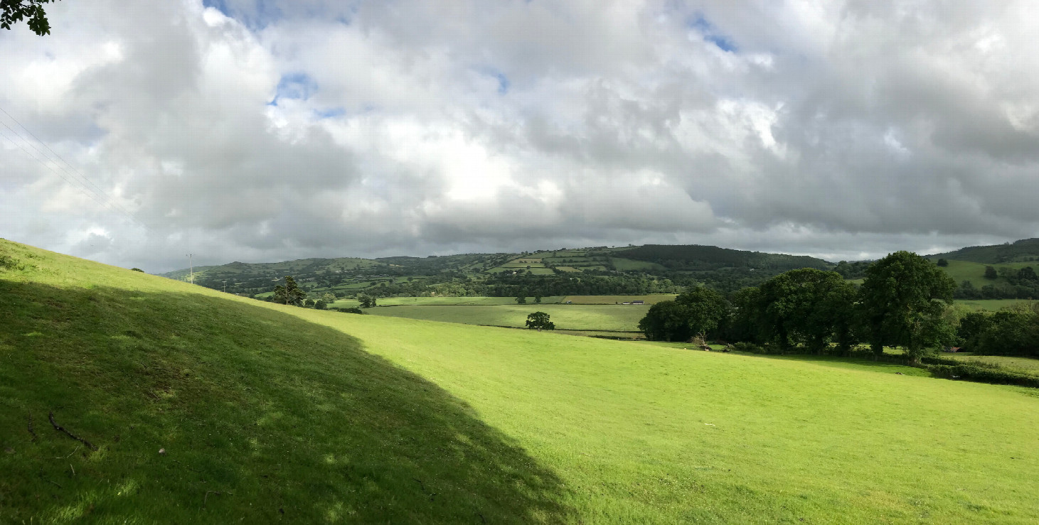 CP52N4W_south-east panorama from 40 m south of the CP