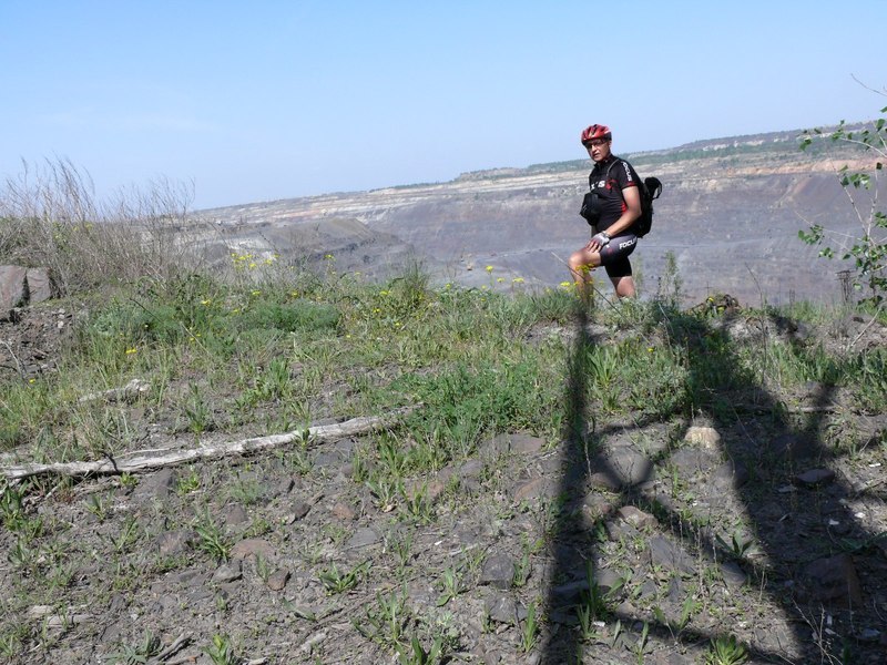 Железнорудный карьер Полтавского горно-обаготительного комбината / The mine of Poltava iron-ore mining and processing enterprise