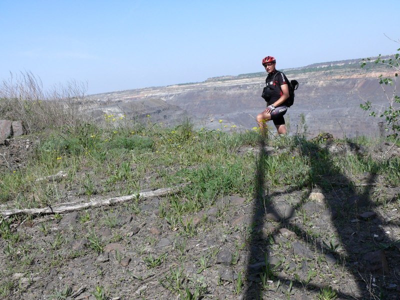 Железнорудный карьер Полтавского горно-обаготительного комбината / The mine of Poltava iron-ore mining and processing enterprise