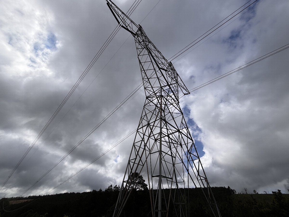 Power infrastructure near the confluence. 